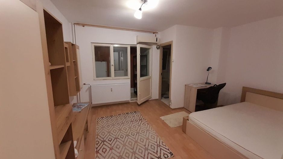 Garsonieră spațioasă, bloc anvelopat, zona Sebastian – Vulcan-Pet friendly - Poză 4