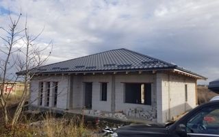 Vand casa cu mandarda in Vetis! - Poză 1