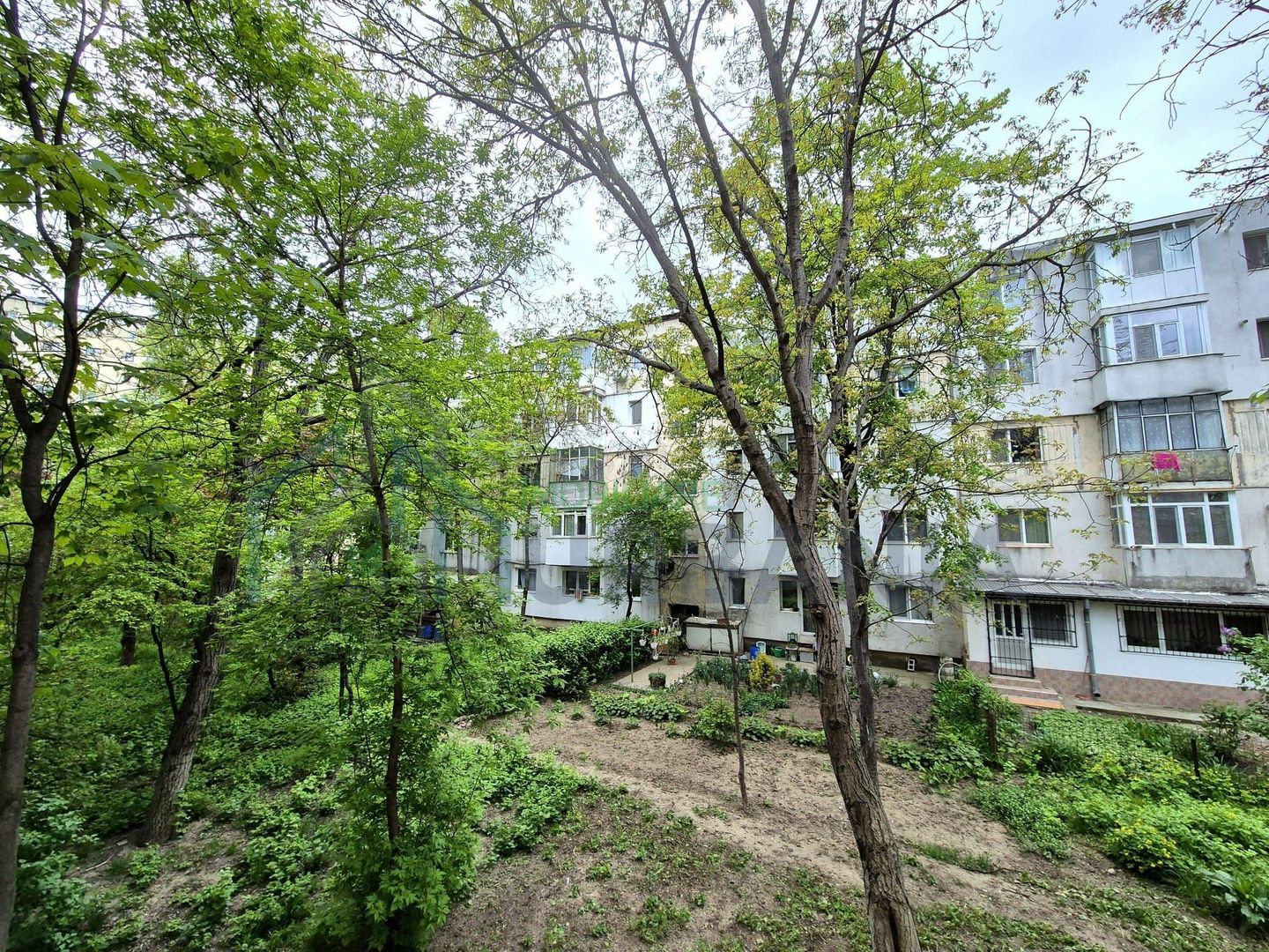 Apartament 2 camere, etaj 1, Alexandru cel Bun – mobilat și utilat, gata de mutare - Poză 8