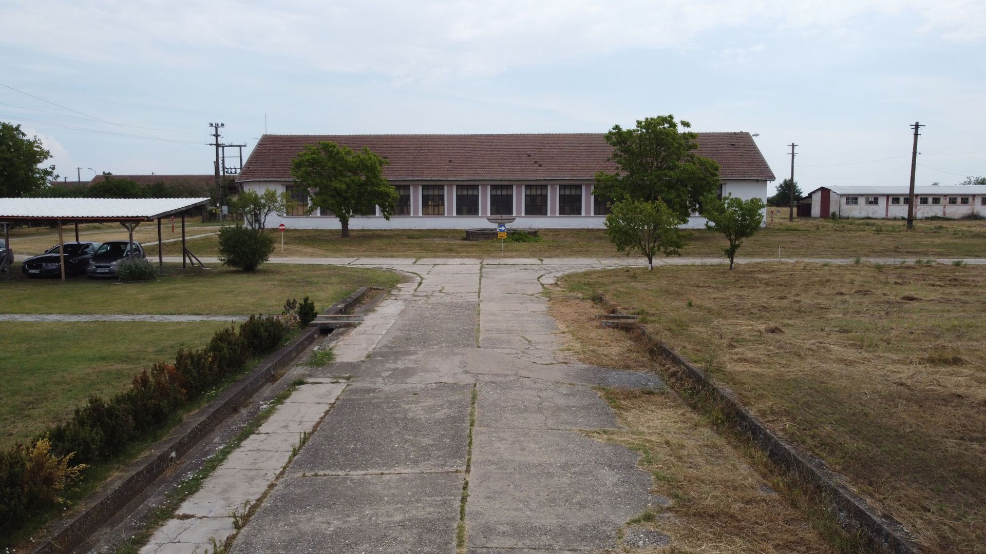 Proprietate industriala la 30 km exterior sud Timisoara - Poză 3