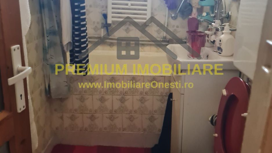 De vânzare apartament 2 camere decomandate – zonă centrală - Poză 9