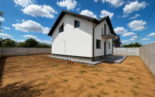 Casă spațioasă de vânzare, - Poză 2
