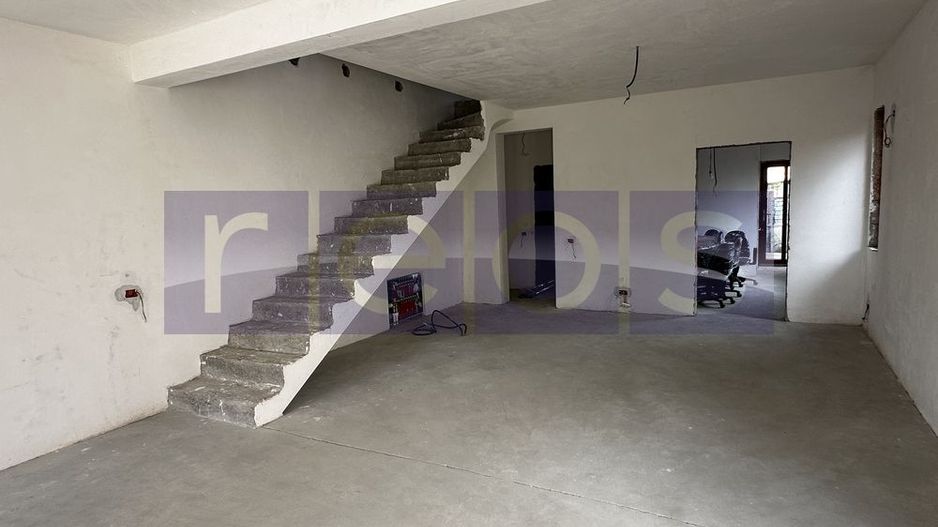 VANZARE  VILA  P+ 1 CONSTRUCTIE  2024 CHITILA - Poză 2