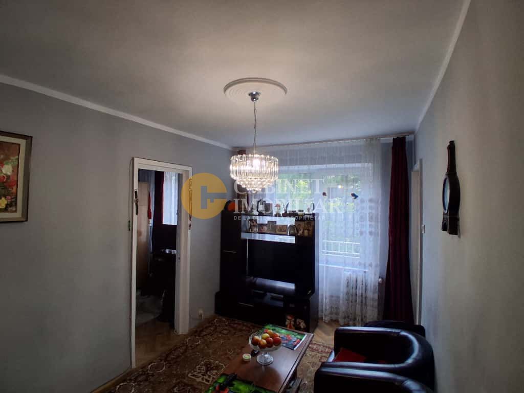 Apartament 2 camere, nedecomandat, zona Tatarasi - Iasi - Poză 1