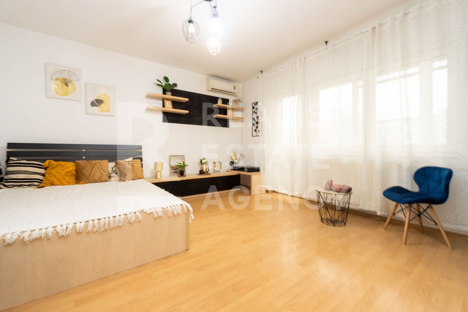 Vânzare, garsonieră în zona Drumul Taberei - Poză 4