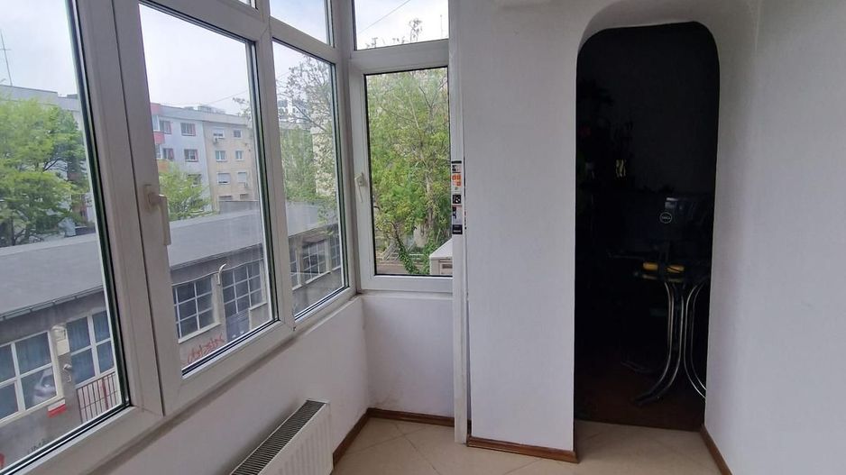 Apartament 3 camere mobilat, 82 mp, 2 bai, bloc 1988, Drumul Sarii - Poză 9