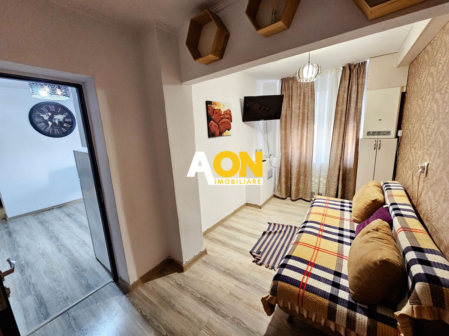 Apartament 3 camere ideal pt. regim hotelier, zona Spital Judetean - Poză 8