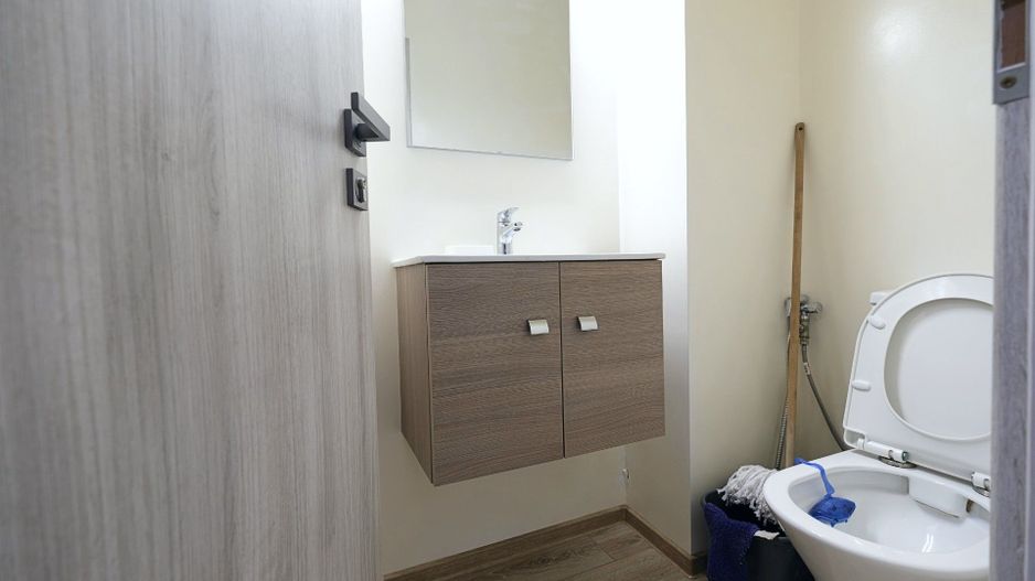 Prima inchiriere ! BANEASA, apartament 3 camere mobilate, etaj 1 - Poză 9