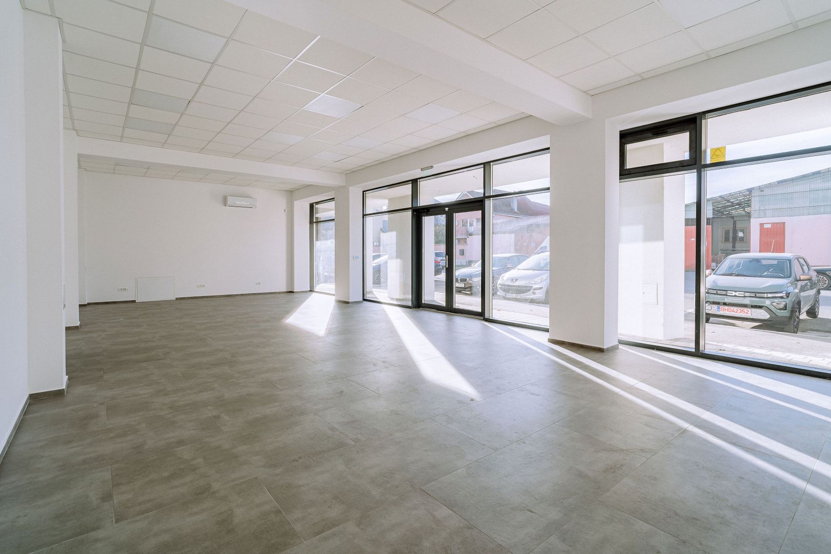 Spațiu comercial, 70 mp, Calea Clujului. 750 E+TVA/luna. Comision 0 - Poză 12