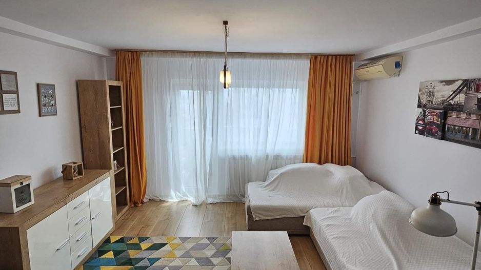 proximitate metrou , renovat + mobilat - Poză 4