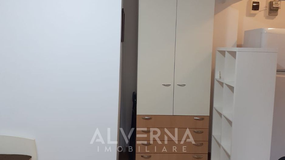 DISPONIBIL! Garsoniera | 26mp | zona Central - Poză 2