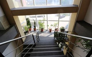 Spații birouri 20-50 mp de închiriat în zona Semicentral - Poză 4