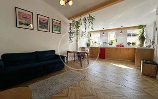 Casa de vanzare cu 3 camere zona Centrala, Oradea - Poză 1