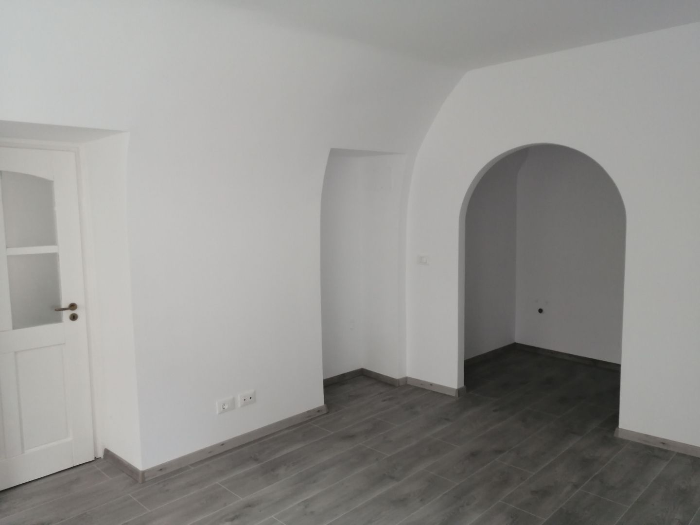 Vânzare apartament spatios,  in zonă ultracentrală - Poză 18