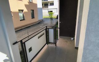 Apartament 3 camere 83 mp utili curte si 2 locuri parcare in Selimbar - Poză 13