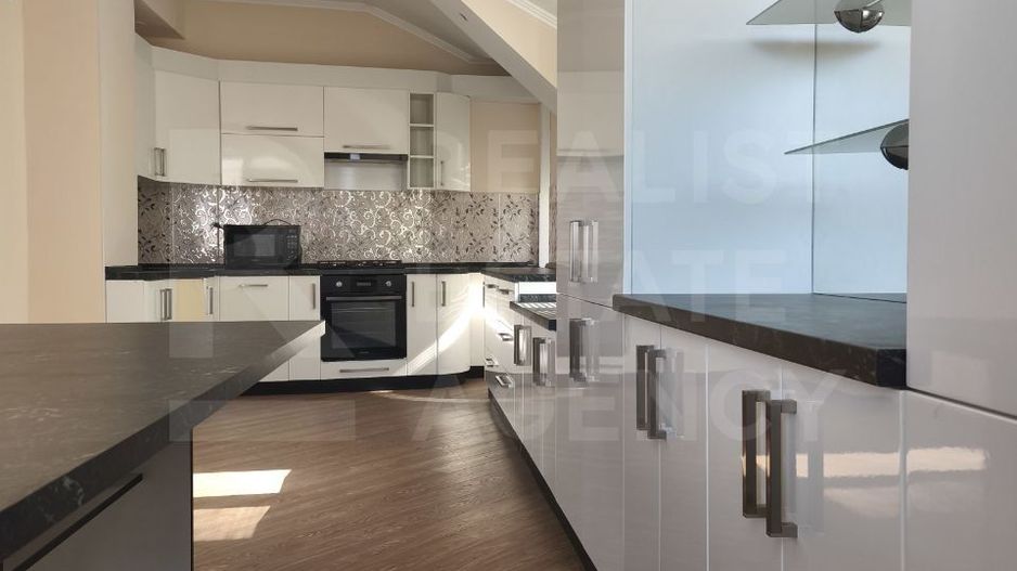 Vânzare, apartament, 3 camere, str. Libertății, Bălți - Poză 3