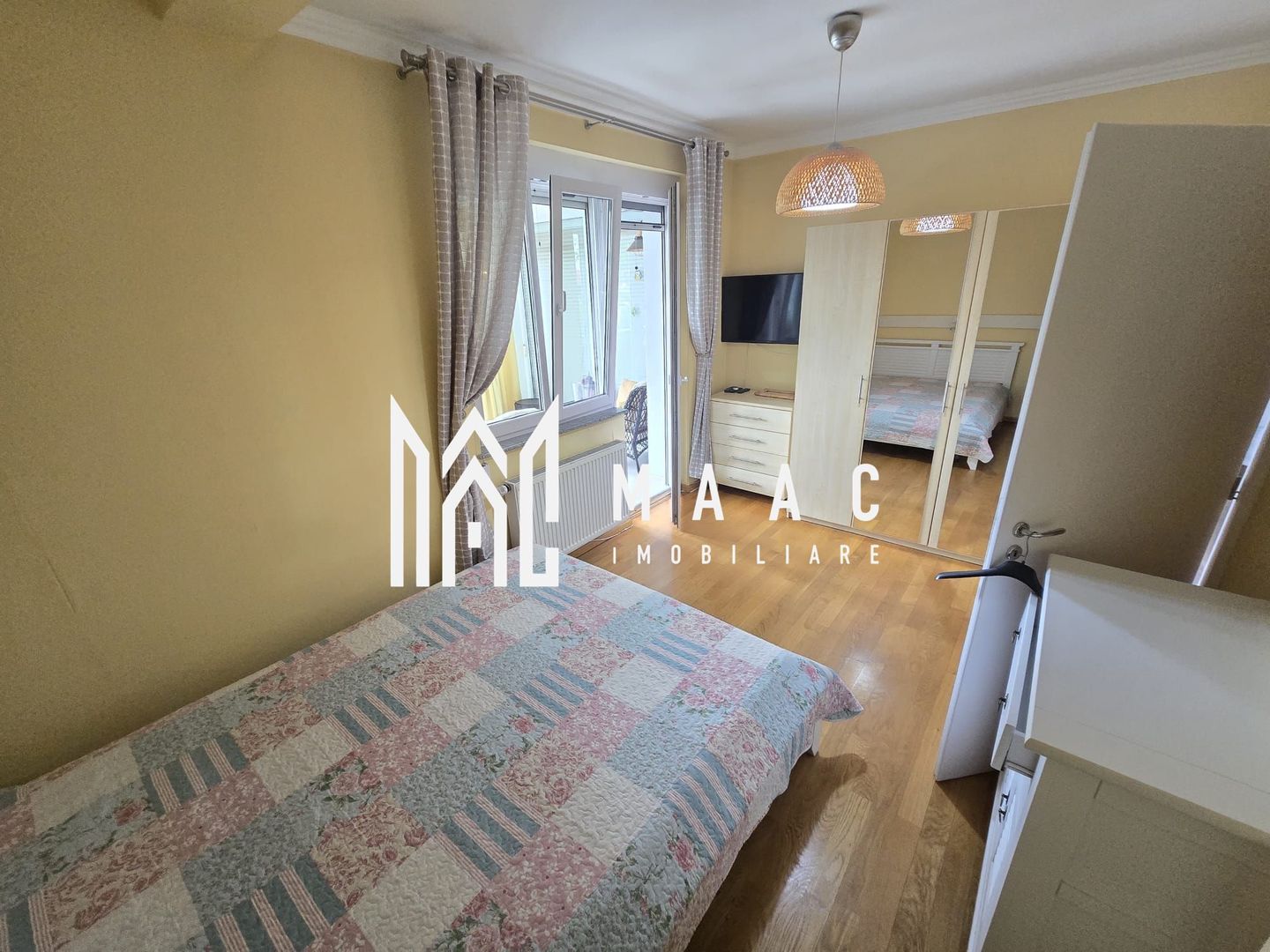Apartament superb cu gradina zona Sub Arini - Poză 14