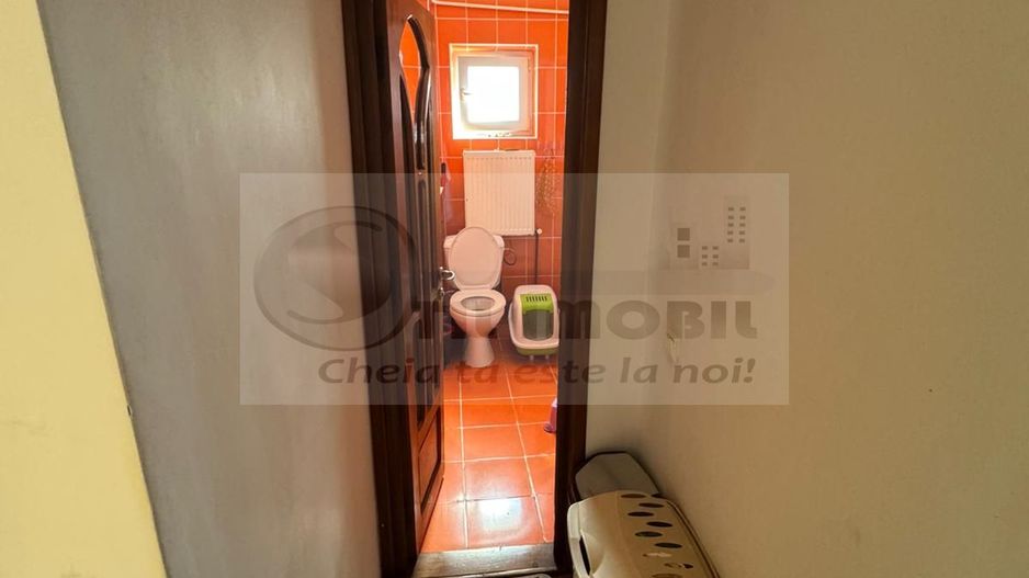 Apartament cu 3 camere – 71 m.p.- Nicolina 2, geam la baie - Poză 9