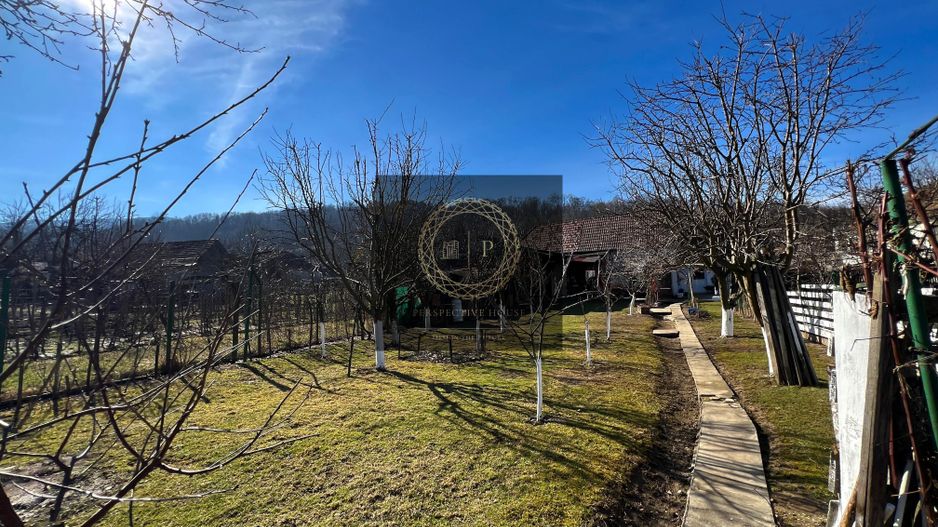 Casă pretabila 2 familii | 280 mp utili| 1350mp Teren | Garaj - Poză 42