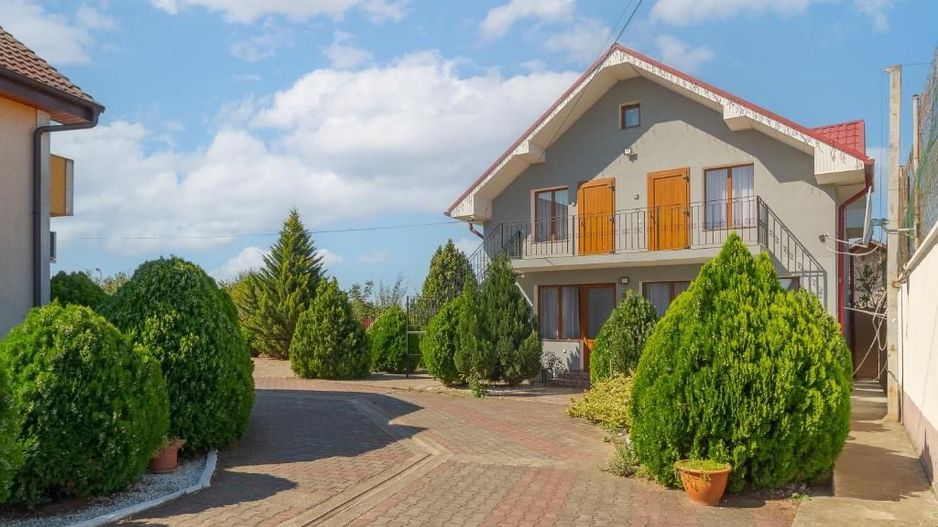 Complex turistic pe un domeniu de 5.375 mp | Sânmartin - Poză 4