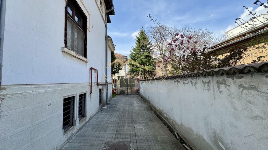 Vila Impresionanta *503mp* TEREN *577mp* // Zona Casin - Poză 80