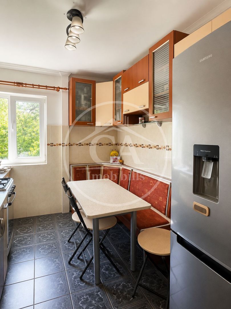 Apartament cu 3 camere de vânzare în zona Nufărul, Oradea - Poză 6