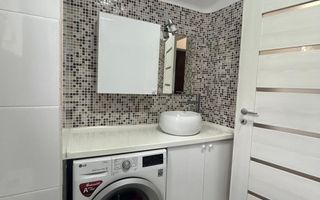 Apartament 2 camere decomandat curte proprie + loc parcare in Militari Residence - Poză 17