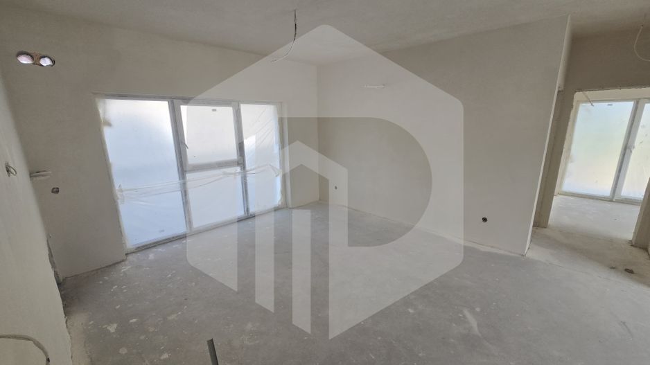 Apartament 3 camere 2 locuri de parcare zona Turnisor - Poză 8