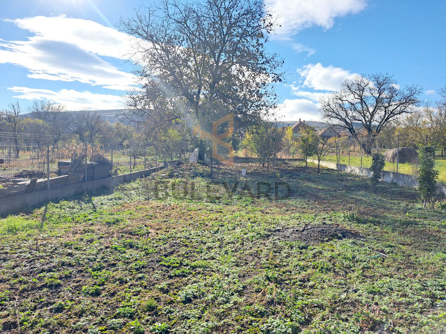 Casa noua + atelier 49 mp + teren 1030 mp! - Poză 25