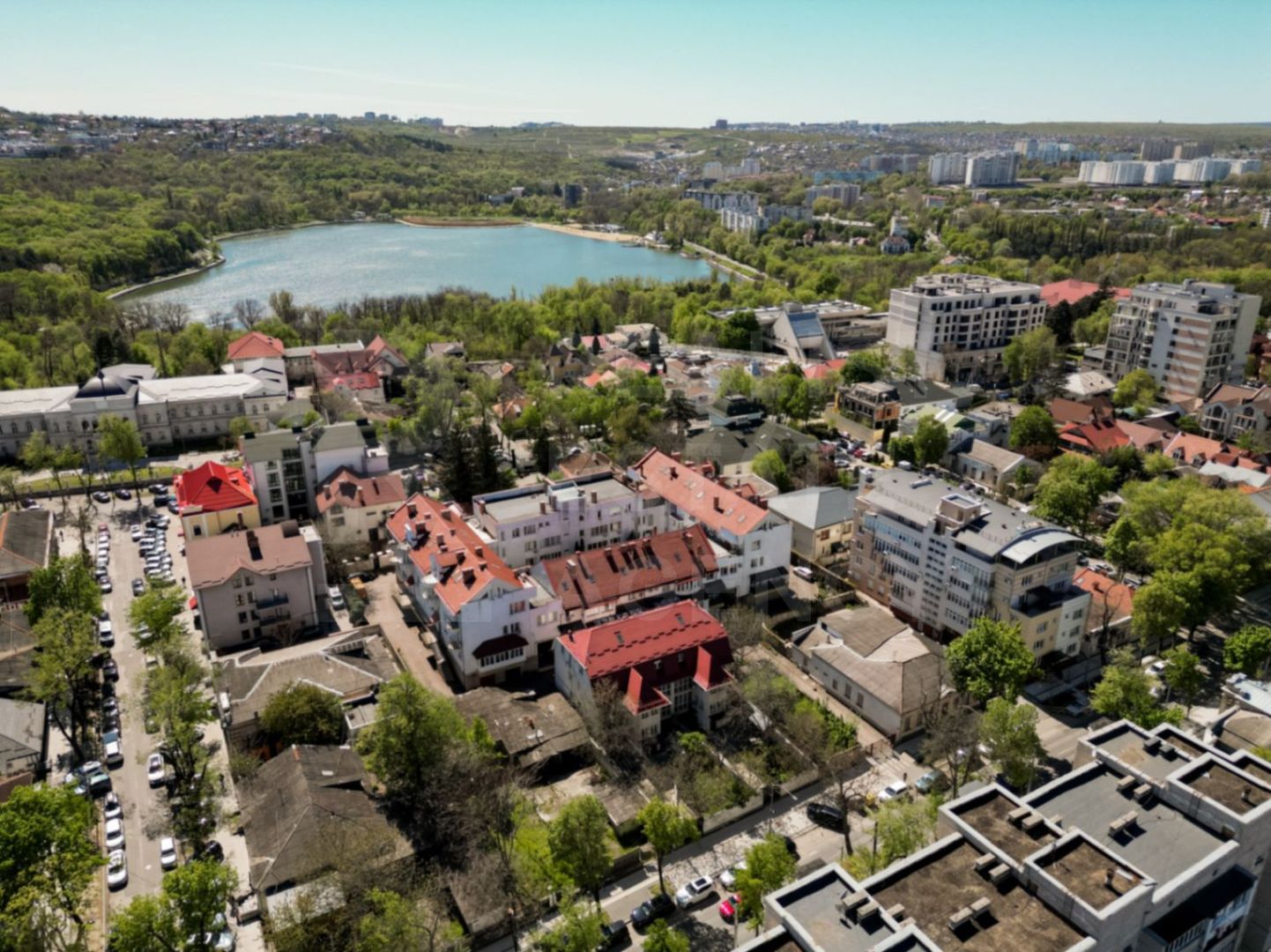 Vânzare, apartament, 3 camere, str. Mihail Kogălniceanu, Centru - Poză 1