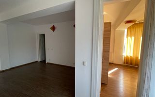 Vilă Individuală Spațioasă în Zona Iancu Nicolae - Poză 9