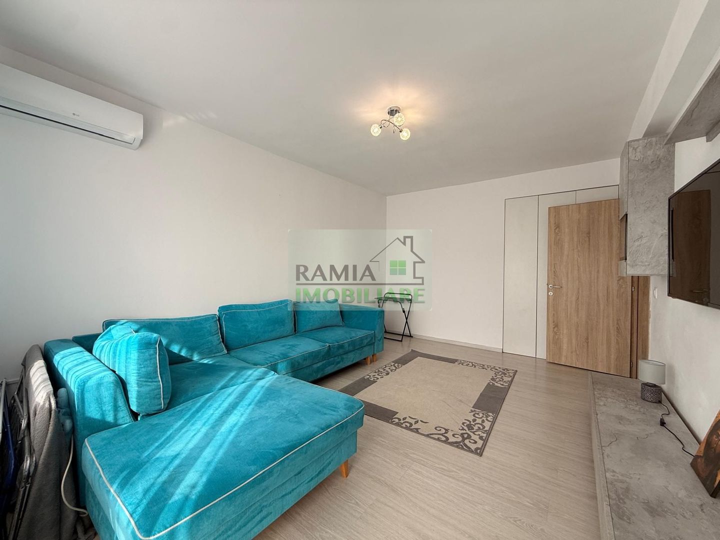 Apartament 2 camere decomandat, etaj 1, parcare, mobilat&utilat - Poză 1