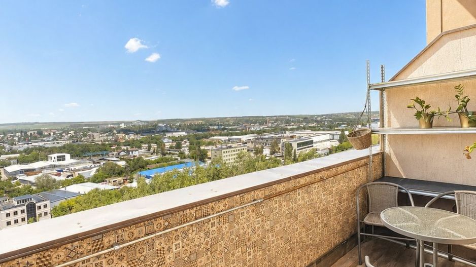 De vînzare apartament la Botanica - Poză 5