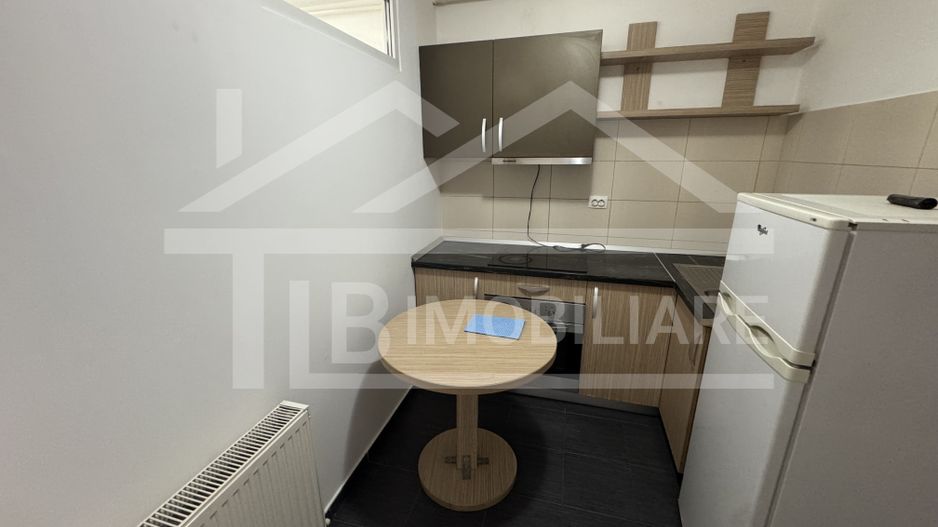 Apartament cu 3 camere, 80mp, Zona UMFST - Poză 8