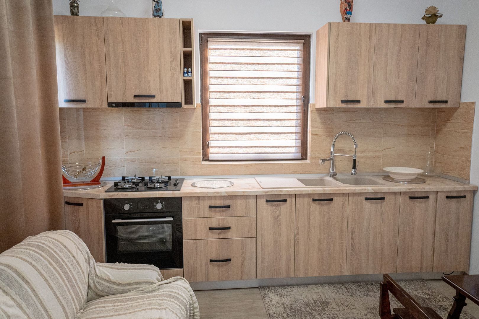 Casă de vânzare Furceni – 7 camere, teren 8.000 m - Poză 16