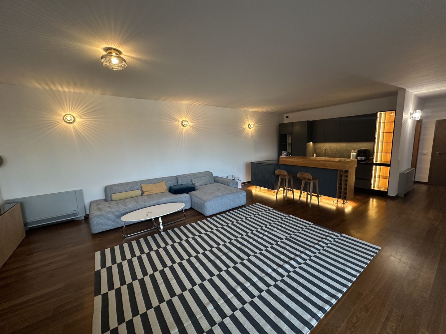 Apartament 3 camere cu parcare subterana - Poză 2