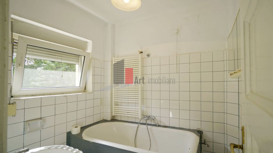 Proprietatea "ARCHA" , Vatra Luminoasa, JUMATATE DE VILA, intrare separata - Poză 23