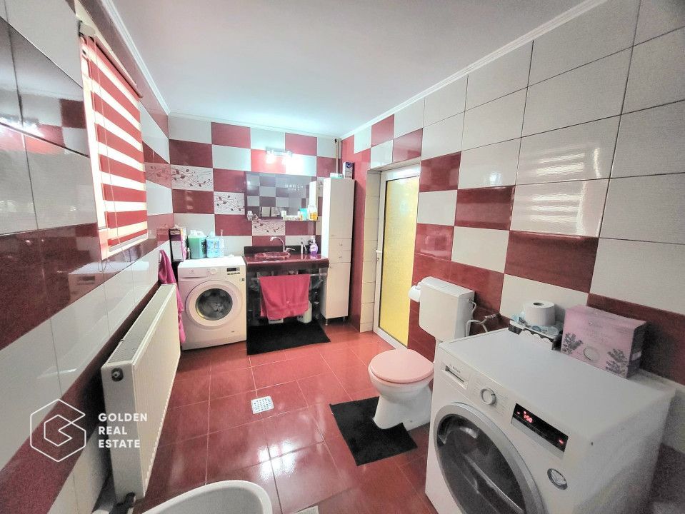Casa P+M în Curtici, 1080 mp teren, 8 camere - Poză 4