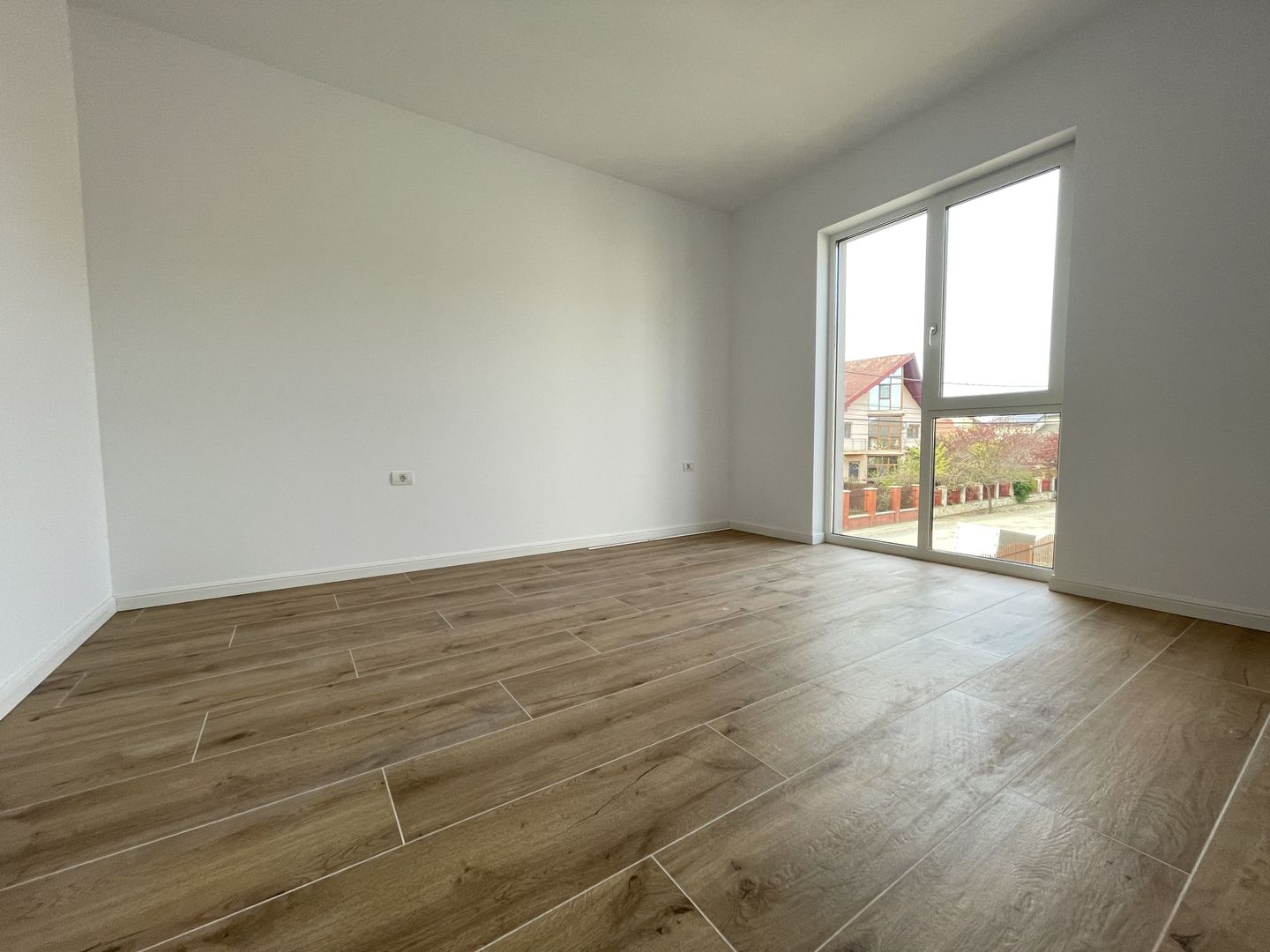 Braytim | Case insiruite | 4 camere | Strazi asfaltate | Comision 0% - Poză 13