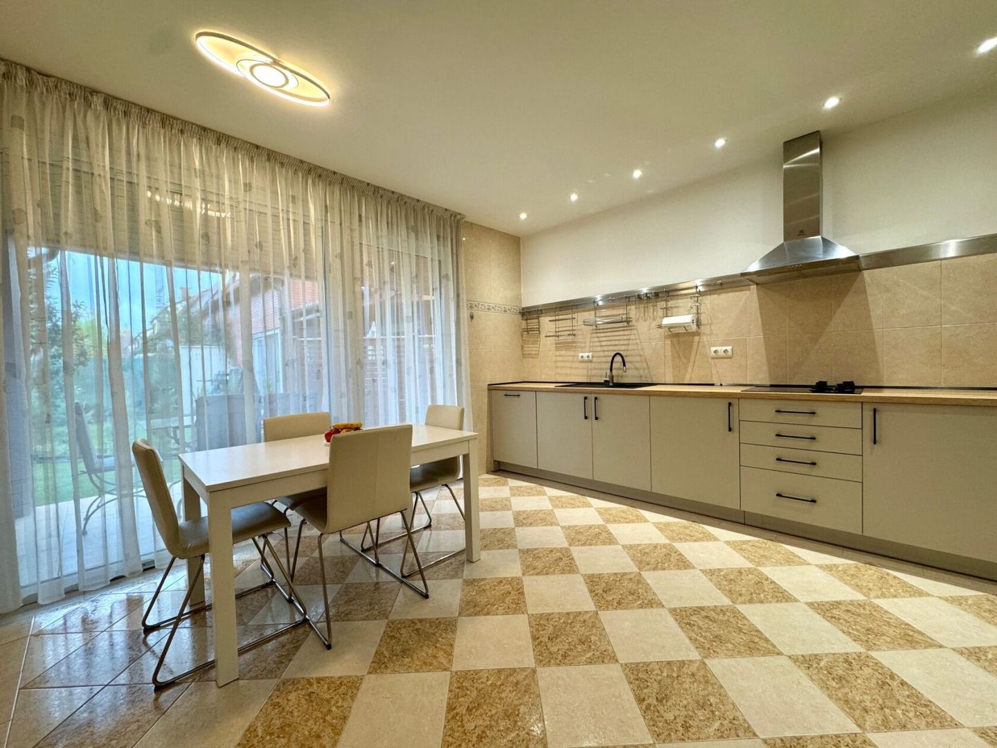 Vilă de închiriat în Complex Rezidențial Ibiza – Iancu Nicolae - Poză 21