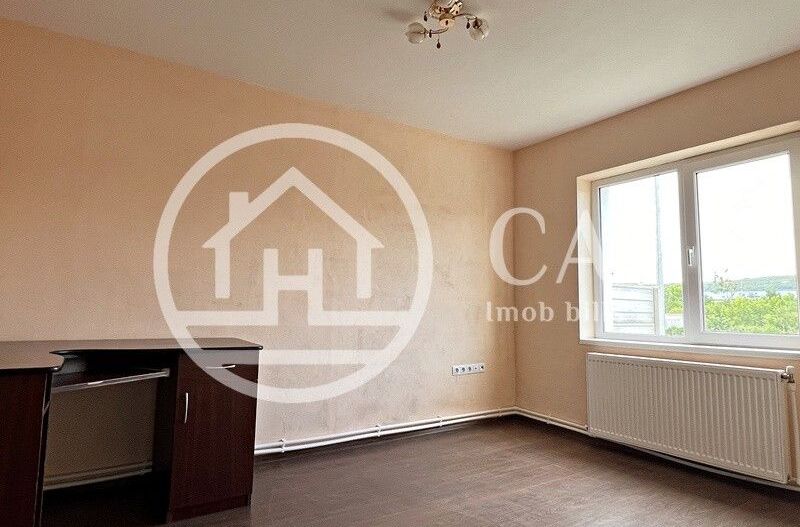 Casă de închiriat cu 5 camere în Cartierul Tineretului, Oradea - Poză 9