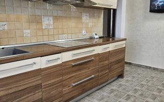 Apartament cochet cu 3 camere  Etaj 1  Lift  Vasile Aaron - Poză 2