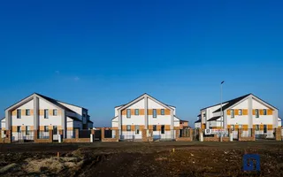 Duplex cu 4 camere si teren generos de 352 mp – Mosnita Noua - Poză 39