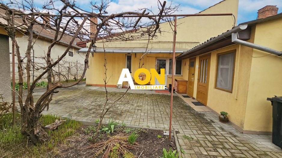 Casa cu 3 camere, renovata, 753 mp teren, zona Prefectura - Poză 9