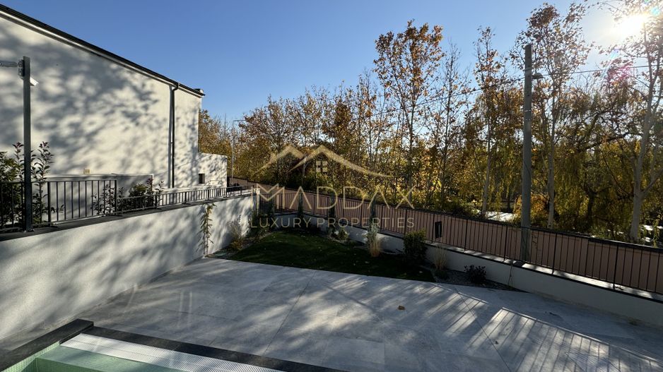 Vila cu 5 camere  *366mp* / Curte privată + piscina*315mp*/ Pipera - Lake View - Poză 10