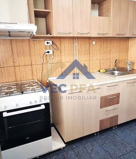 🏢 OPORTUNITATE | Apartament 2 Camere Decomandat Rahova - Poză 5