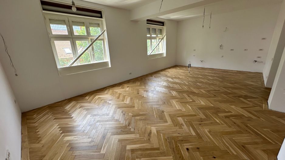 Apartament renovat în clădire istorică - are garaj - Poză 20