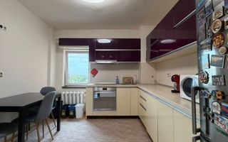 4 camere spatios si luminos Stefan cel Mare - Poză 1