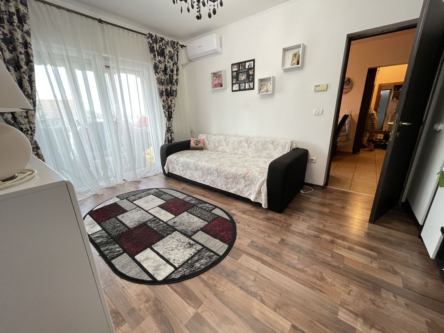 Locuinta luminoasa la mansarda-constructie 2013 - Poză 4