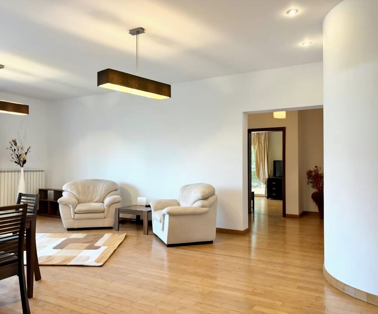 APARTAMENT 4 CAMERE ȘI VEDERE SPECTACULOASĂ CĂTRE LAC FLOREASCA - Poză 3